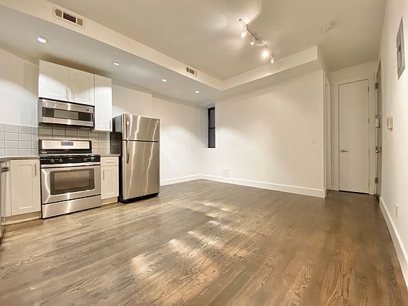 5th image of 29 Brooklyn Ave #B1