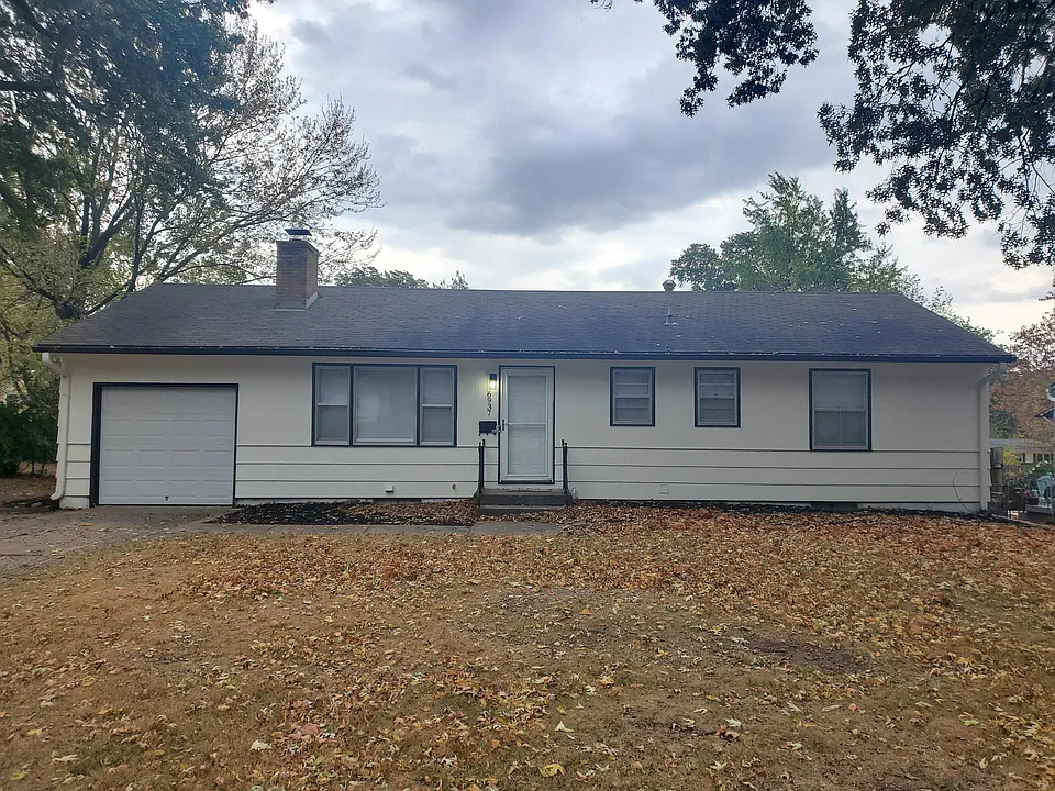 6937 Outlook St