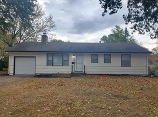 6937 Outlook St, Overland Park, KS 66204
