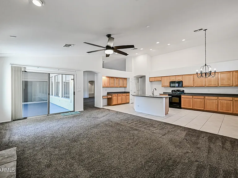 4463 E Downing Cir — Photo 8