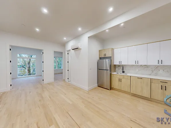 897 New York Avenue image 19 of 28