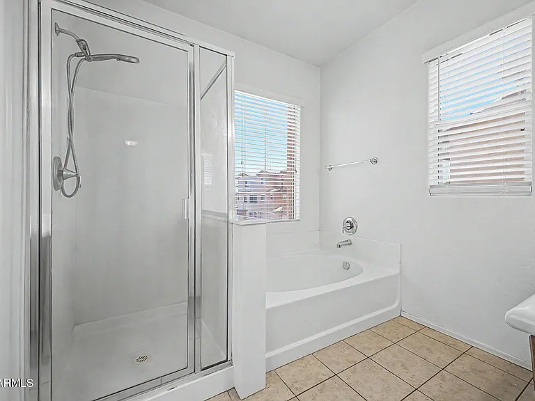 1944 N 77th Gln — Photo 21