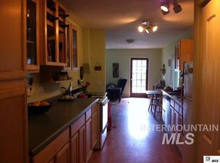 408 E Veatch St, Moscow, ID 83843