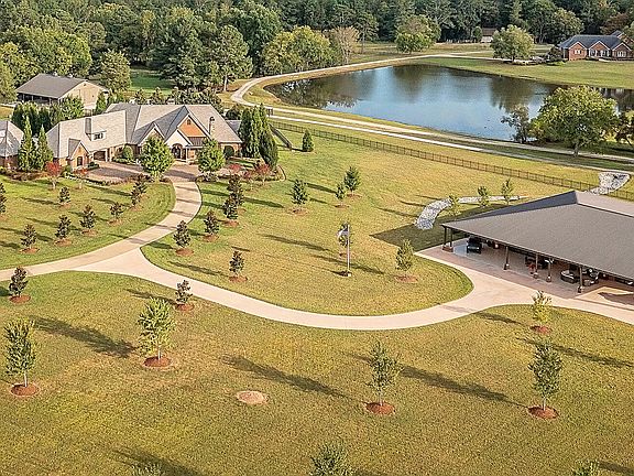 2nd image of 1297 Houston Valley Rd