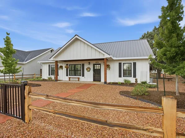 1811 N 5th St, Alpine, TX 79830