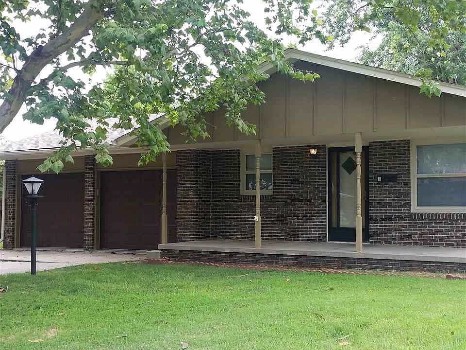 1st image of 54 Meadowlark Ln
