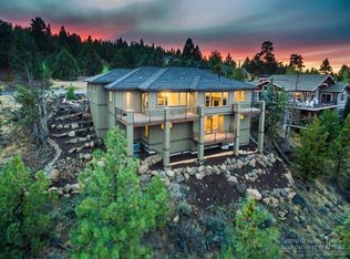 3323 NW Fairway Heights Dr, Bend, OR 97703