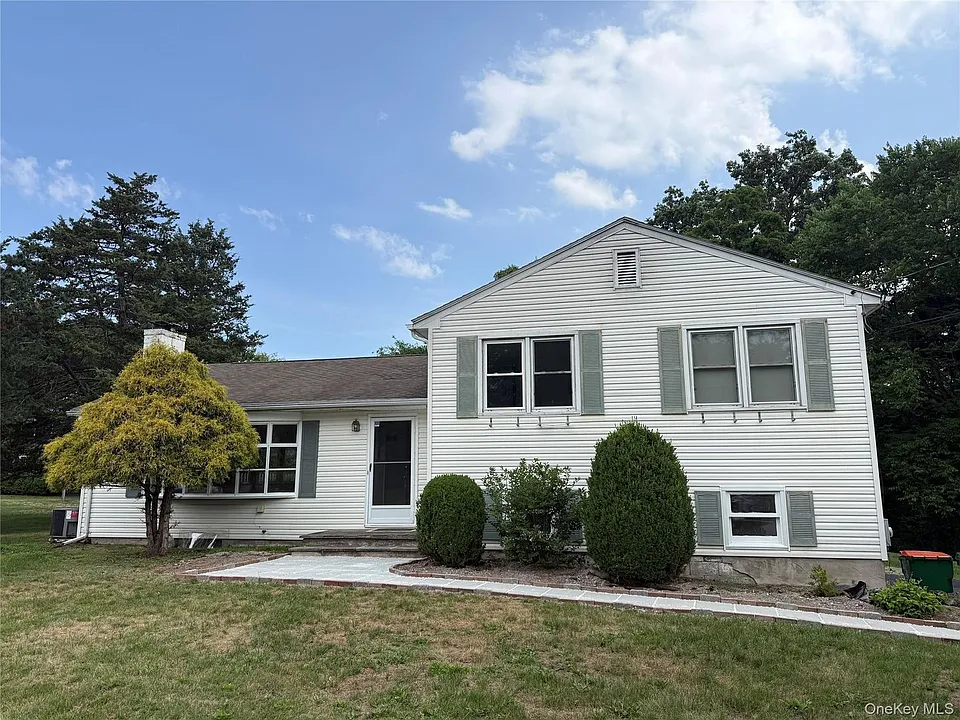 36 Greenvale Farms Rd