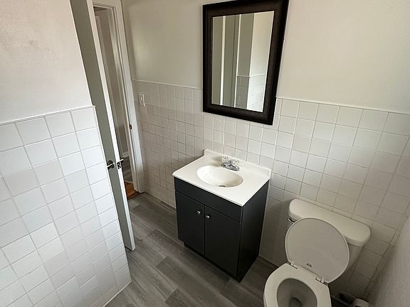 5th image of 1011 S 11th Ave #1