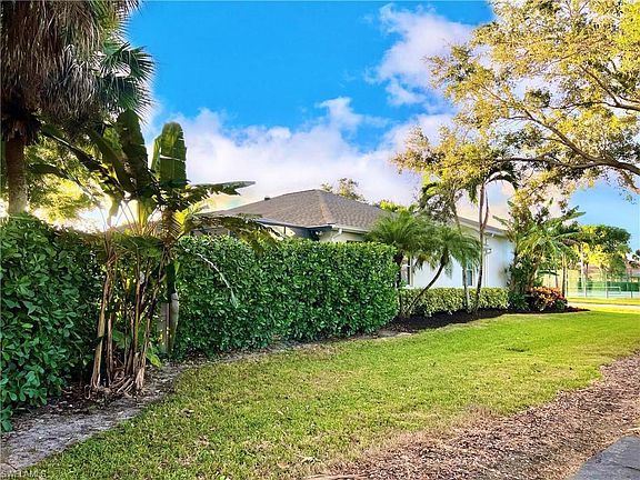 4th image of 8614 Pebblebrooke DR