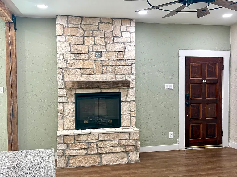 4330 Tularosa Ave #1 — Photo 4