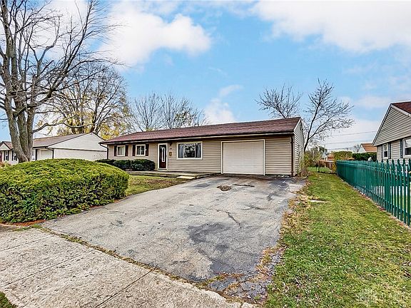 3rd image of 1201 Fyffe Ave