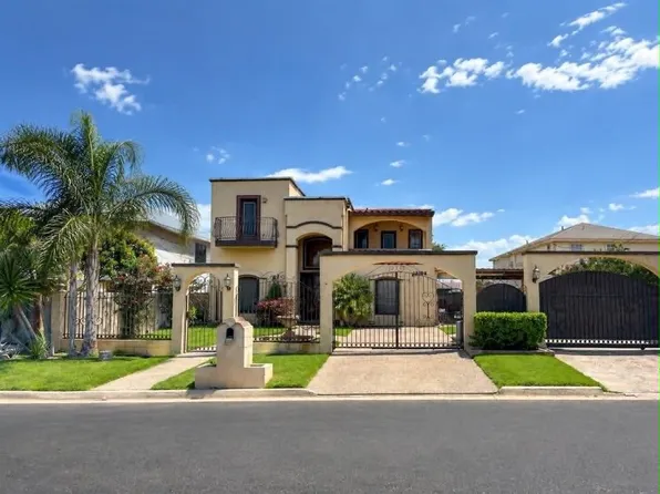 2518 Norton St, Laredo, TX 78046