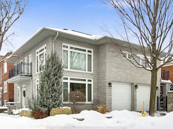 121 Macdonald St, Ottawa, ON K2P 1H7