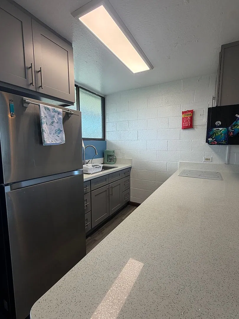 Fully Furnished All Utilities Included- 1bdrm/1 Bath — Photo 2
