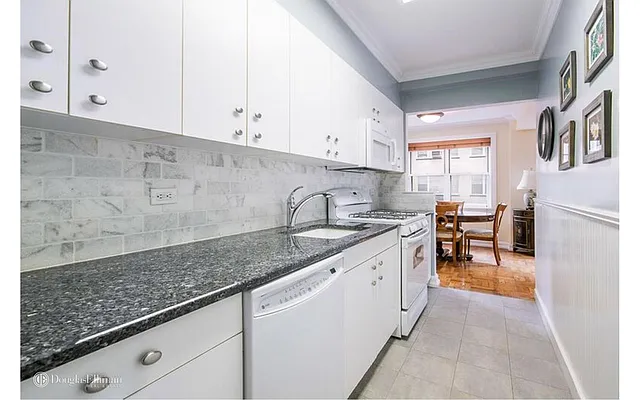 Sold by Douglas Elliman | media 12