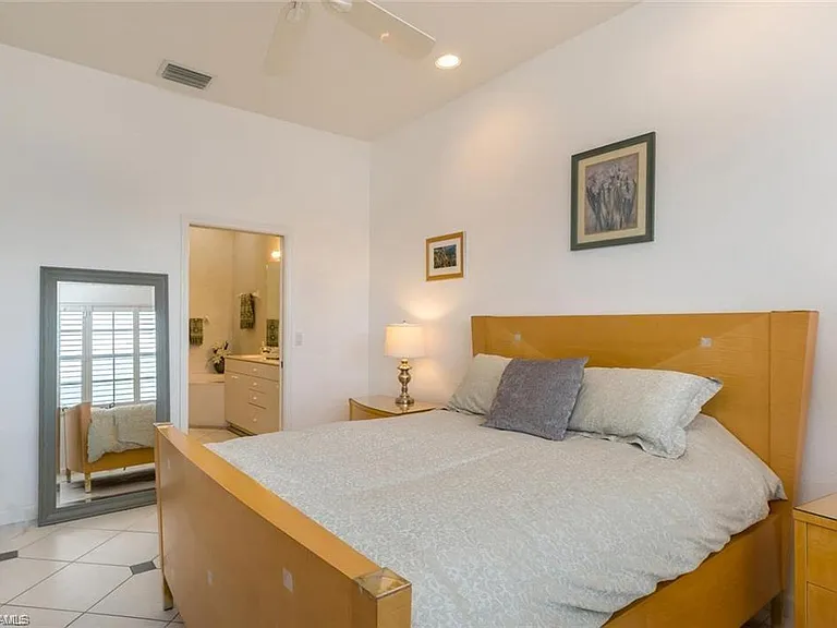 2383 Ravenna Blvd #Penthouse 202 — Photo 26