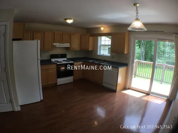 706 Fuller Rd APT 1, Hermon, ME 04401