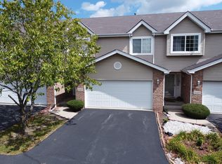 22403 Lakeshore Dr, Richton Park, IL
