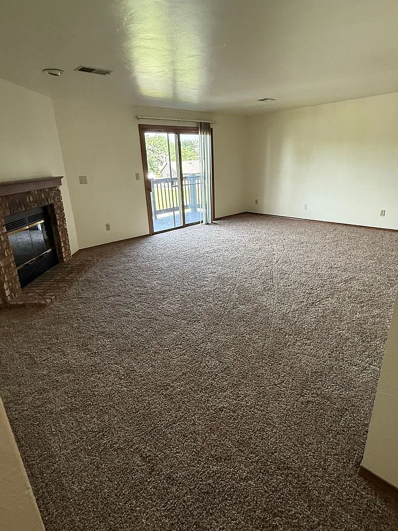 River Park Terrace — Photo 1