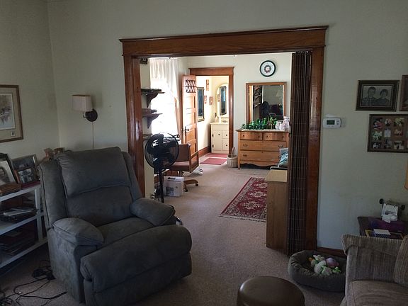 4th image of 1525 Presque Isle Ave