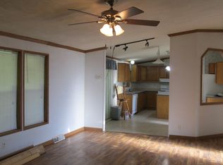 51250 104th St, Amboy, MN 56010