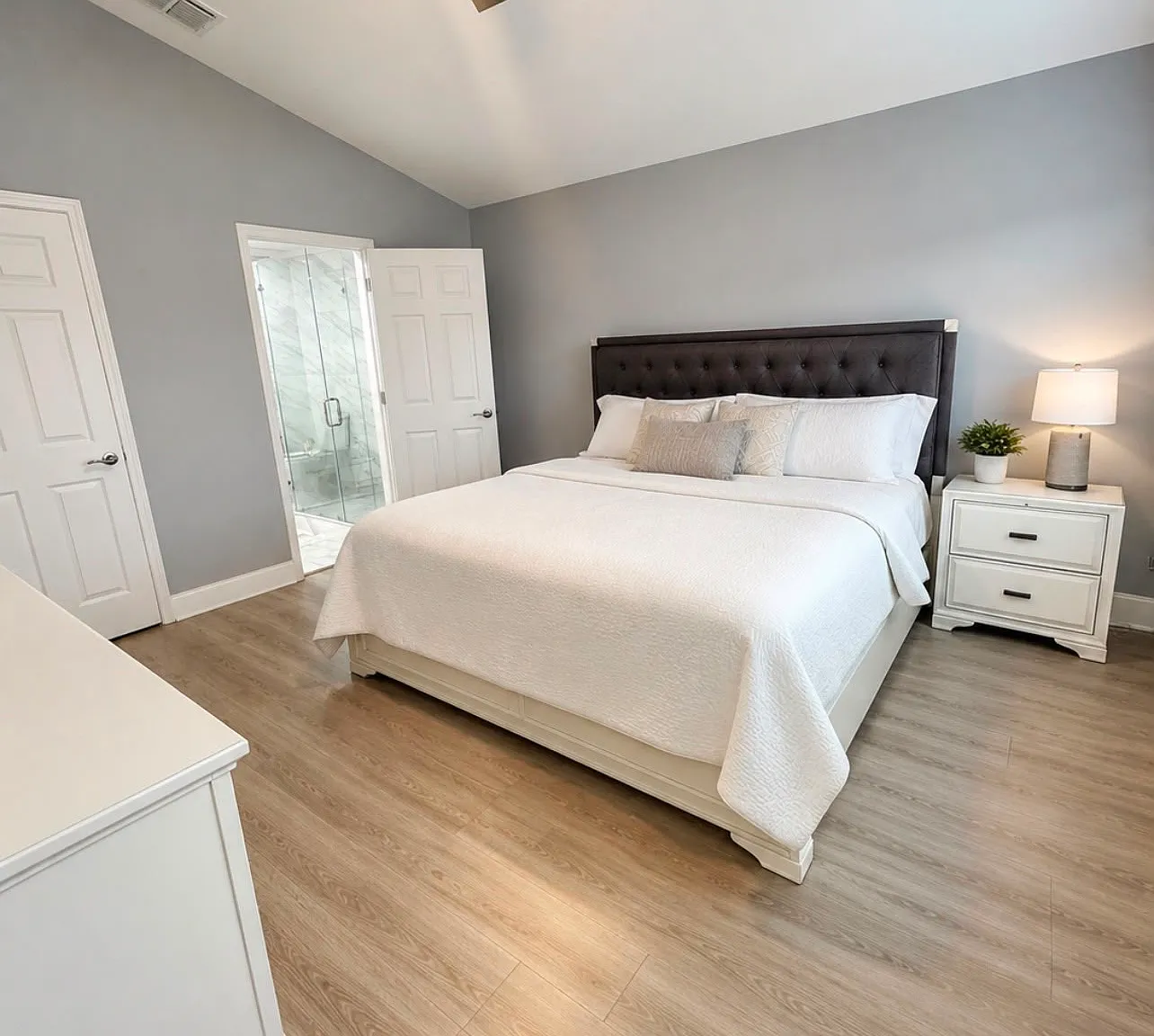 4 bed, 1604 sqft, $2,399 — Photo 4