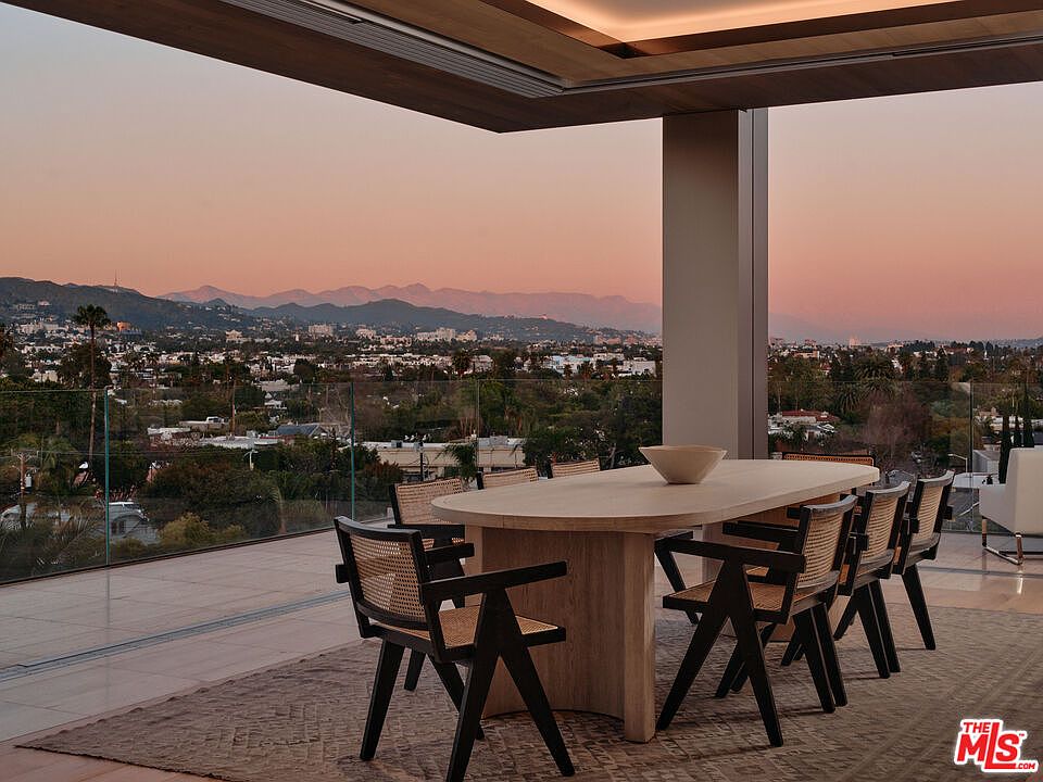 1st image of 8899 Beverly Blvd #6BE