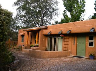 725 Gomez Rd #B, Santa Fe, NM 87505