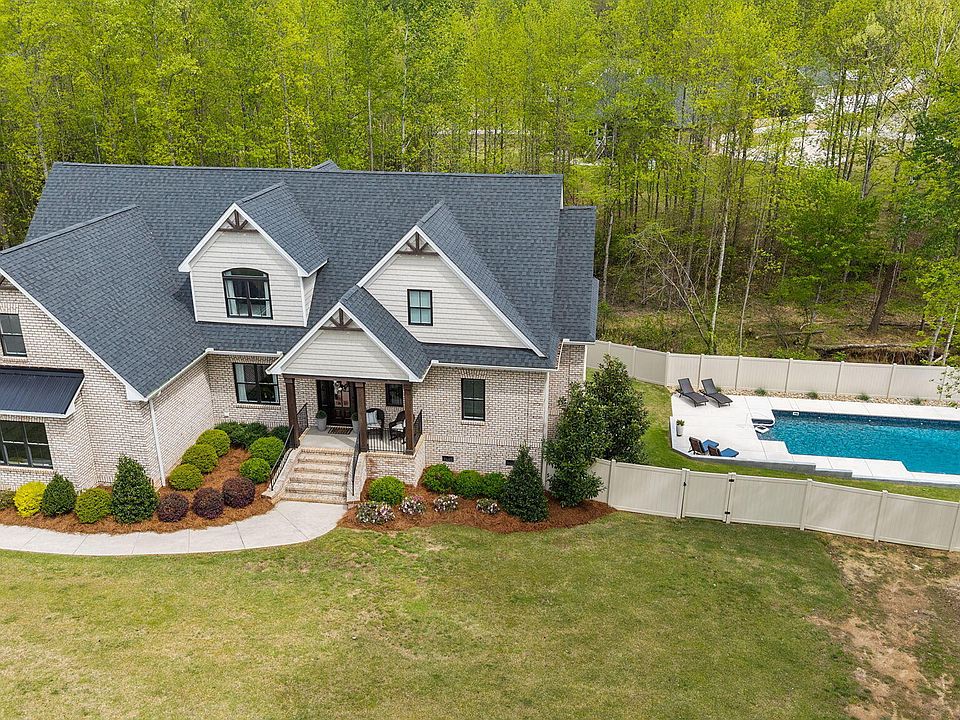 1st image of 755 Cambridge Drive