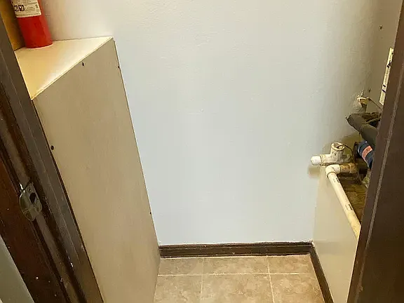 463 Stara Cir — Photo 8