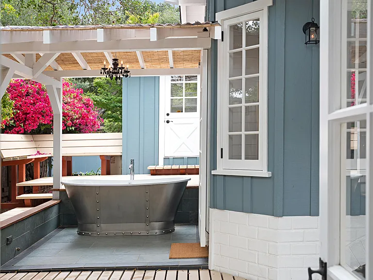 540 Periwinkle Ln — Photo 11