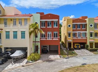 300 Harbour Dr #A8, Humacao, PR 00791