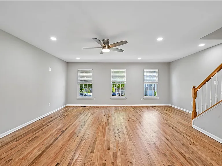 6153 Les Dorson Ln — Photo 14