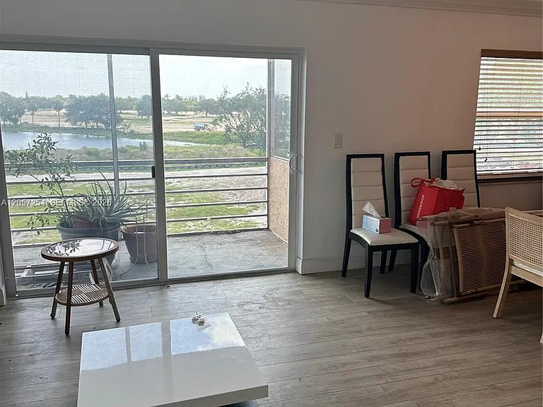3048 E Sunrise Lakes Dr #421 — Photo 12