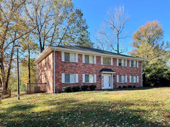 151 Albemarle Dr, Williamsburg, VA 23185