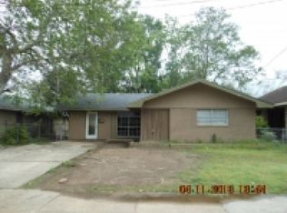 109 S Cane St, Opelousas, LA 70570