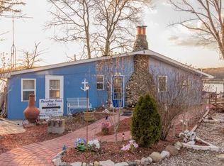 3041 E Lake Paradise Rd, Mattoon, IL 61938