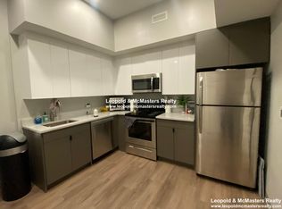 104 Hemenway St #205, Boston, MA 02115