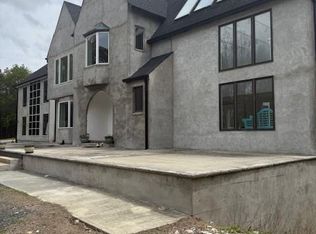 381 Monmouth Rd, Freehold, NJ 07728