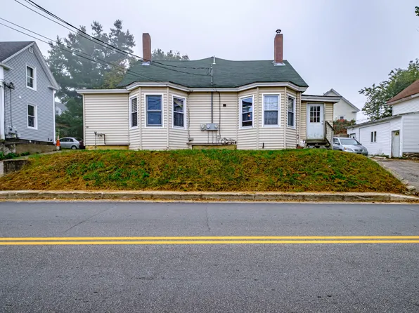 9 Pioneer Avenue, Sanford, ME 04073