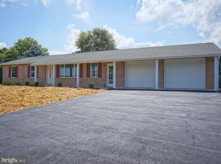 2376 Walnut Bottom Rd, Carlisle, PA 17015