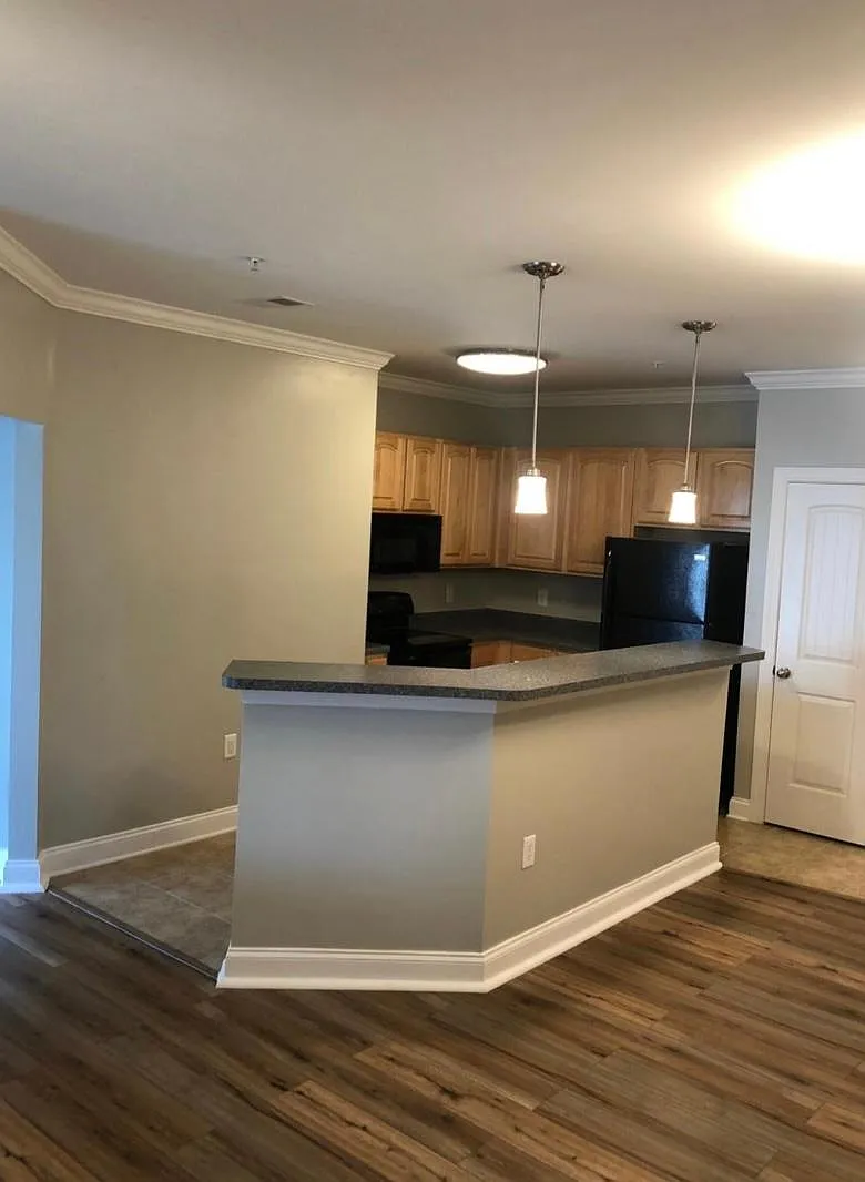2 bed, 1175 sqft, $2,000 — Photo 2