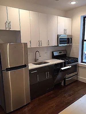 1st image of 377 Montgomery St #D5