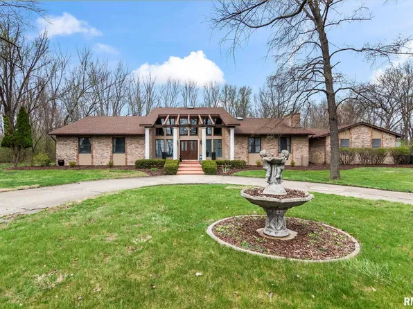 2421 E Lake Shore Dr, Springfield, IL 62712