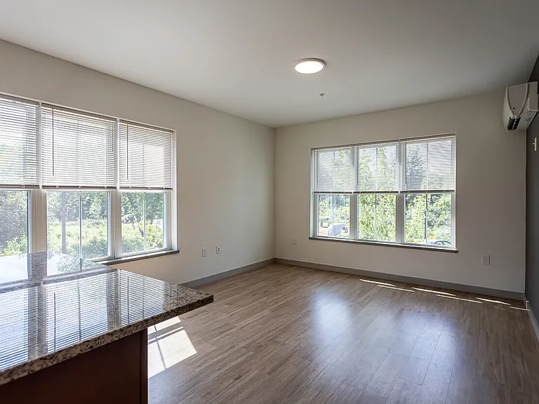 70 University Drive — Photo 5
