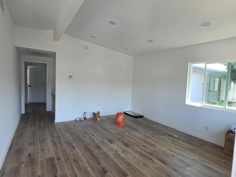 26025 Narbonne Ave #15-04-06 — Photo 3