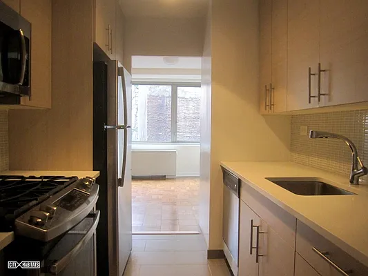 Rented by Citi Habitats | media 10