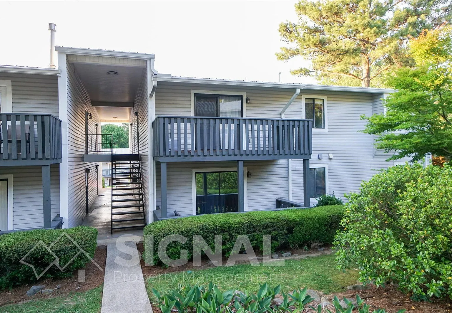 2 bed, 2.0 bath, 1202 sqft, $1,495 — Photo 2