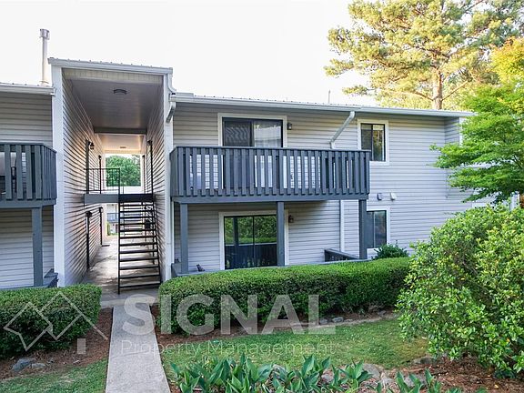 2nd image of 616 Woodland Vlg